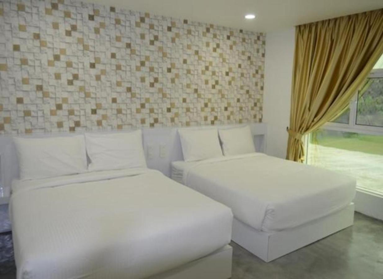 Sinar Eco Resort Kampong Bukit Panjang Exterior foto
