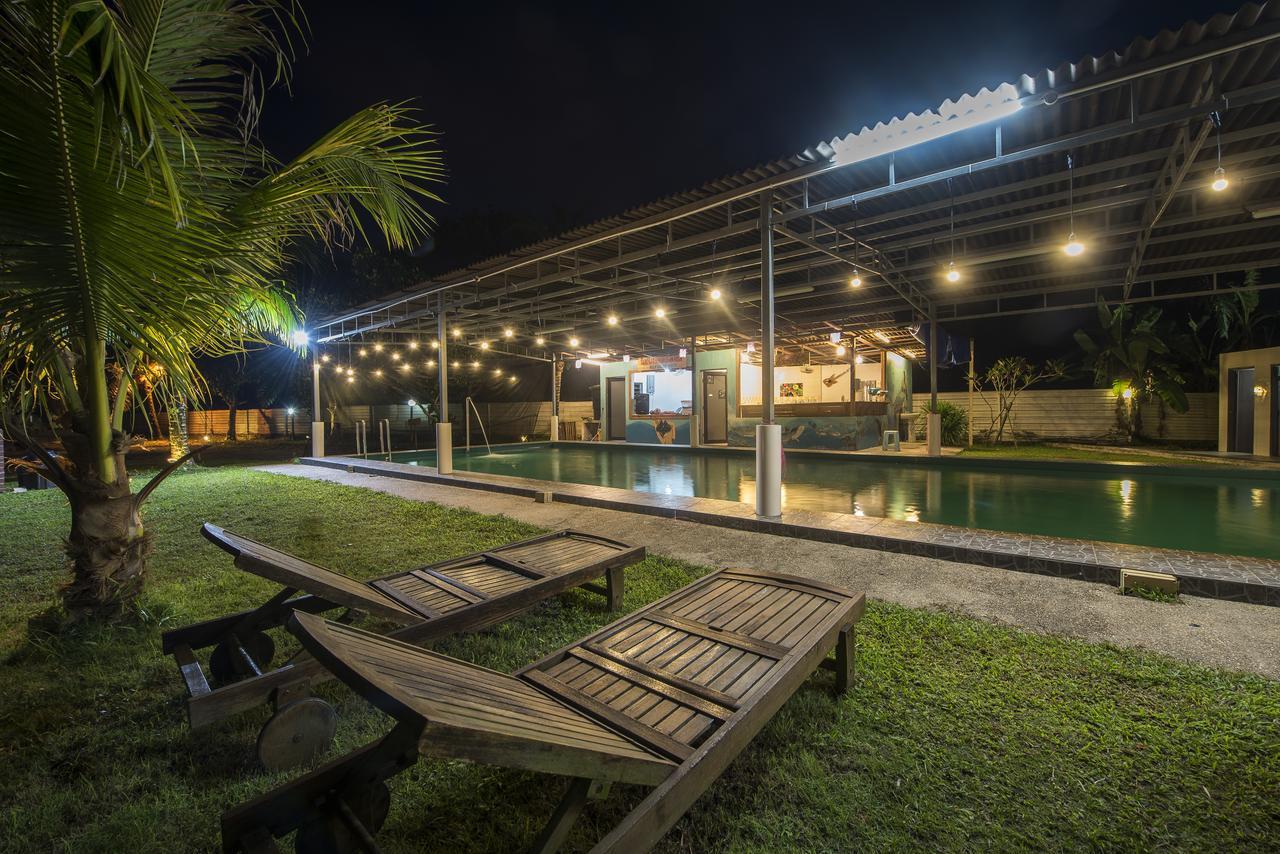 Sinar Eco Resort Kampong Bukit Panjang Exterior foto